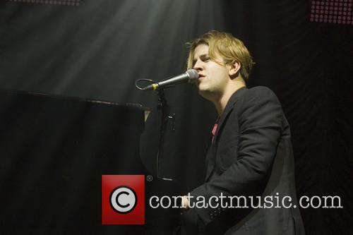 Tom Odell picture